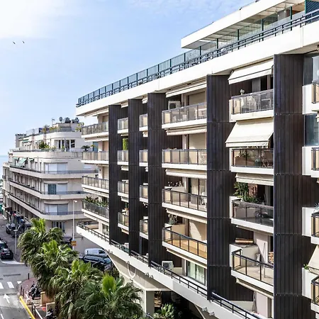 Elegance And Refinement, Proximity To La Croisette *